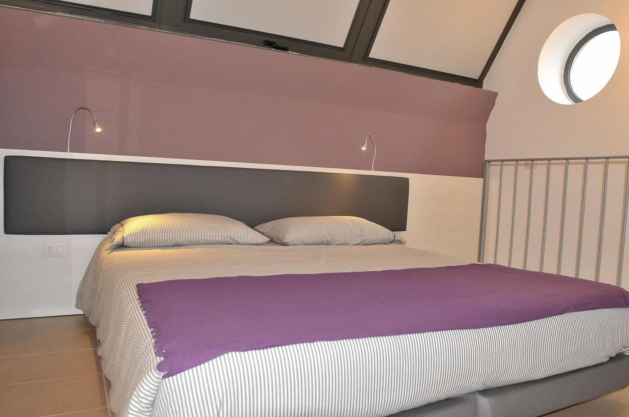 Comoloft Room photo