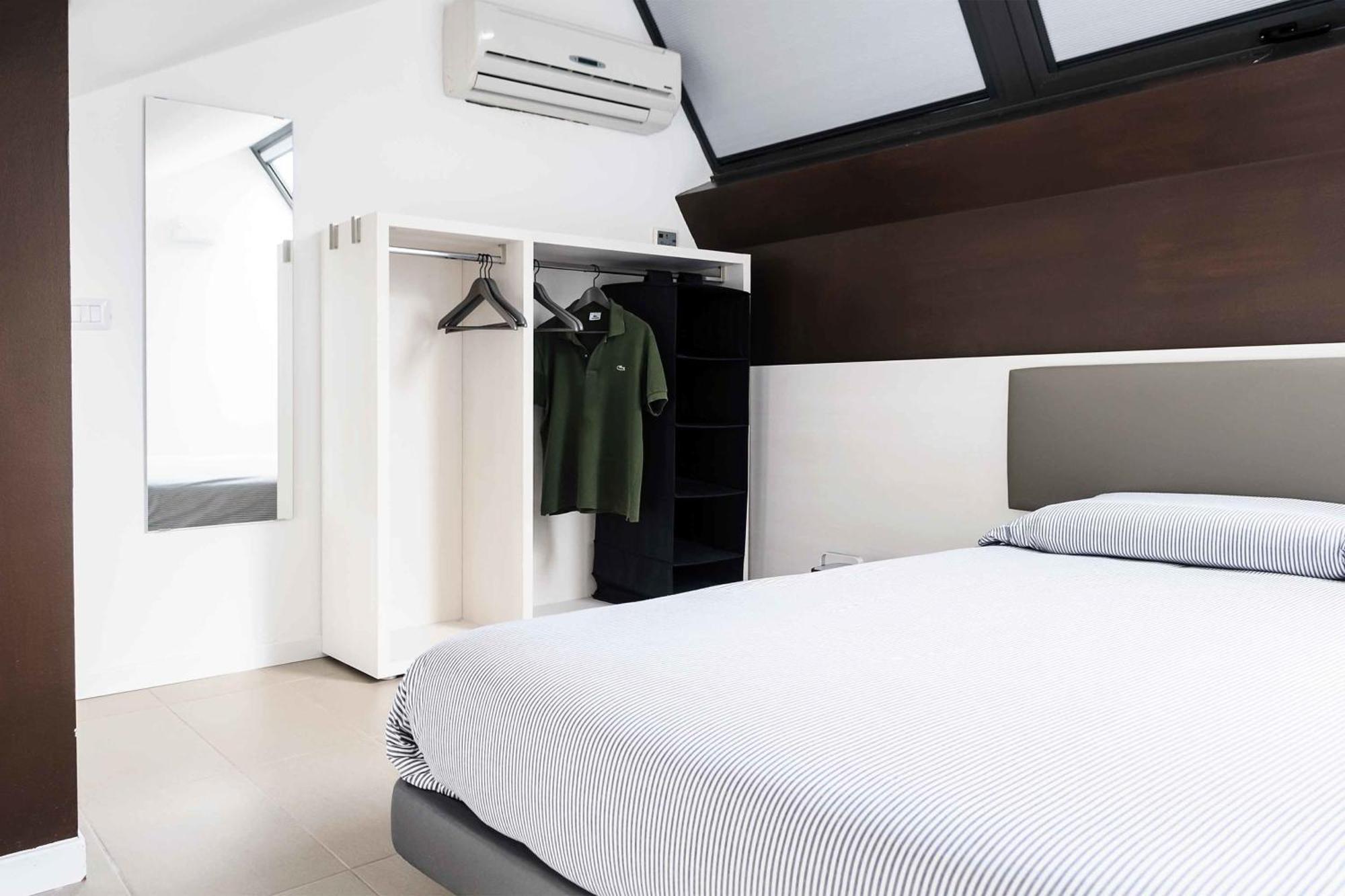 Comoloft Room photo